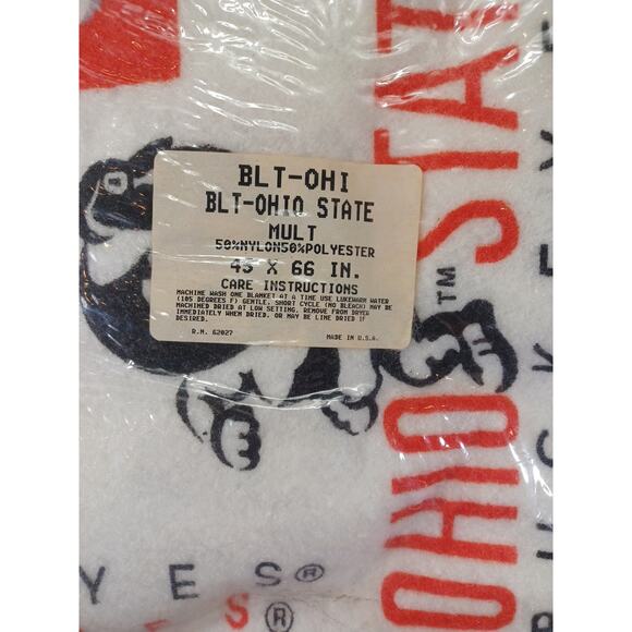 Vintage Ohio State Buckeyes 45×66 Throw/Blanket Sealed USA Football Sports Fun - Picture 2 of 9